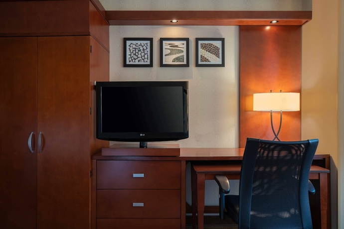 Imagen de la habitación del Hotel Courtyard By Marriott Washington, Dc/foggy Bottom. Foto 8