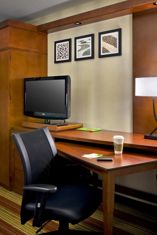 Imagen de la habitación del Hotel Courtyard By Marriott Washington, Dc/foggy Bottom. Foto 9