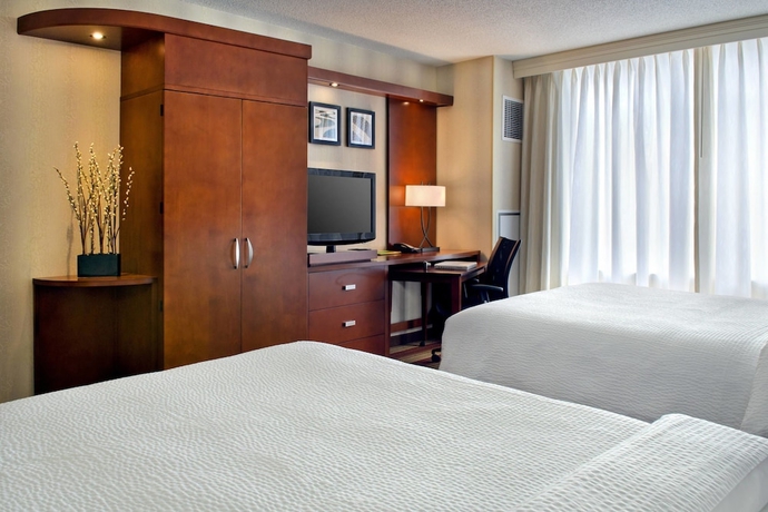 Imagen de la habitación del Hotel Courtyard By Marriott Washington, Dc/foggy Bottom. Foto 10