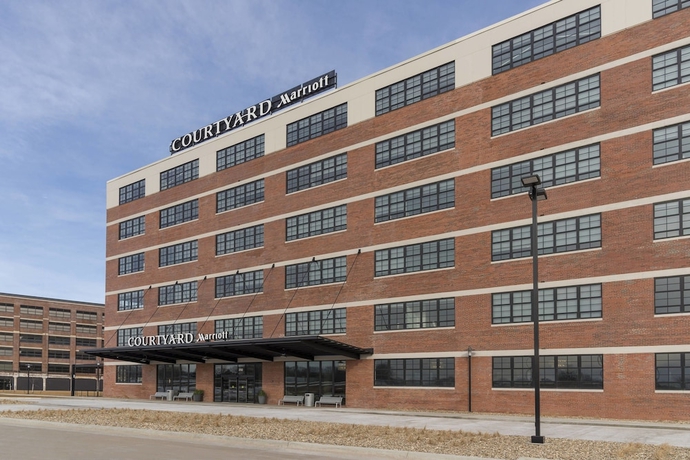 Imagen general del Hotel Courtyard By Marriott Waterloo Cedar Falls. Foto 1