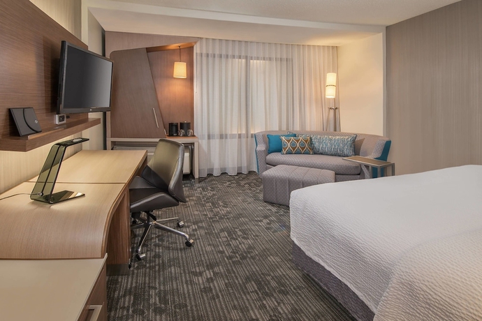 Imagen de la habitación del Hotel Courtyard By Marriott Wayne Fairfield. Foto 9