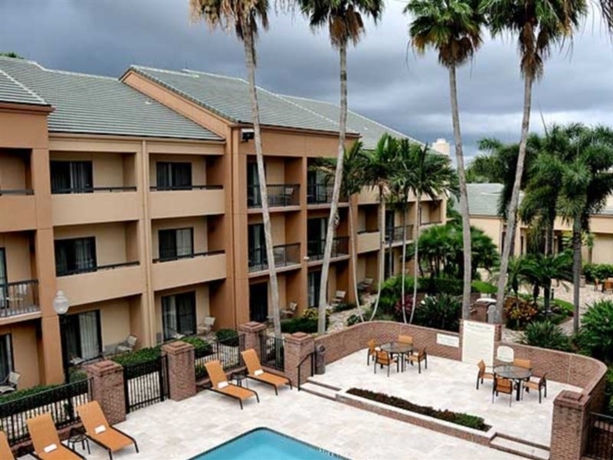 Imagen general del Hotel Courtyard By Marriott West Palm Beach. Foto 2