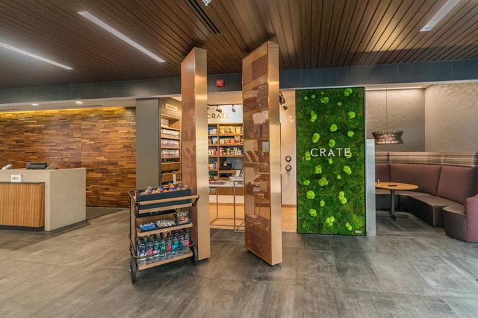 Imagen de los interiores del Hotel Courtyard By Marriott West Springfield. Foto 14