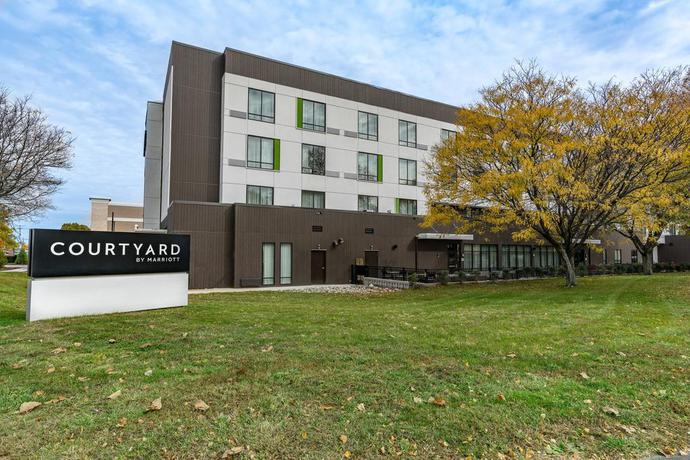 Imagen general del Hotel Courtyard By Marriott West Springfield. Foto 2