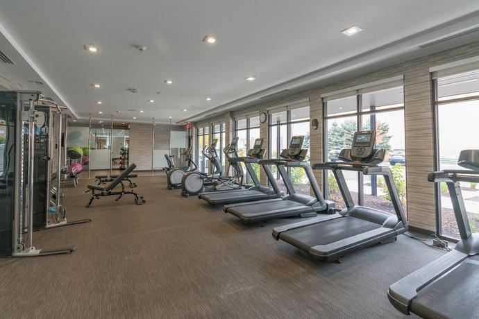 Imagen de los interiores del Hotel Courtyard By Marriott West Springfield. Foto 17