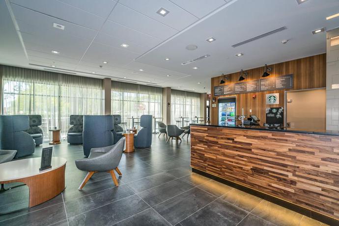 Imagen de los interiores del Hotel Courtyard By Marriott West Springfield. Foto 18