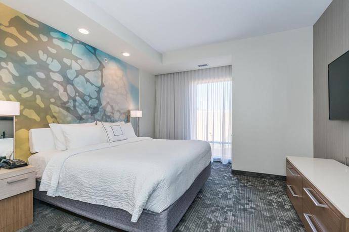 Imagen de la habitación del Hotel Courtyard By Marriott West Springfield. Foto 11