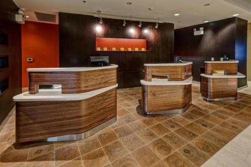 Imagen general del Hotel Courtyard By Marriott Westbury Long Island. Foto 1