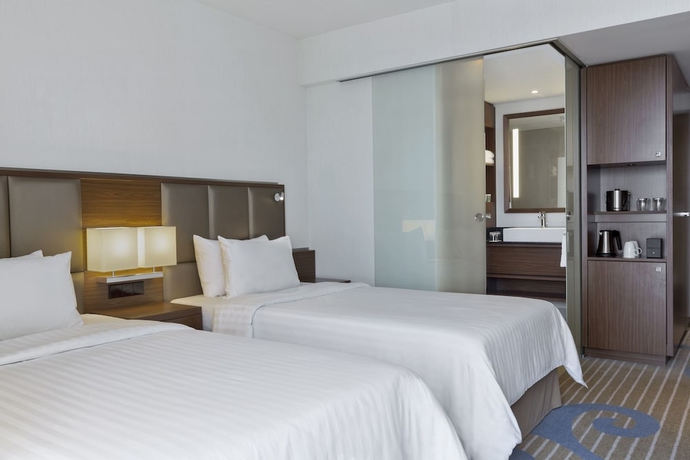 Imagen de la habitación del Hotel Courtyard By Marriott Wiesbaden-nordenstadt. Foto 13