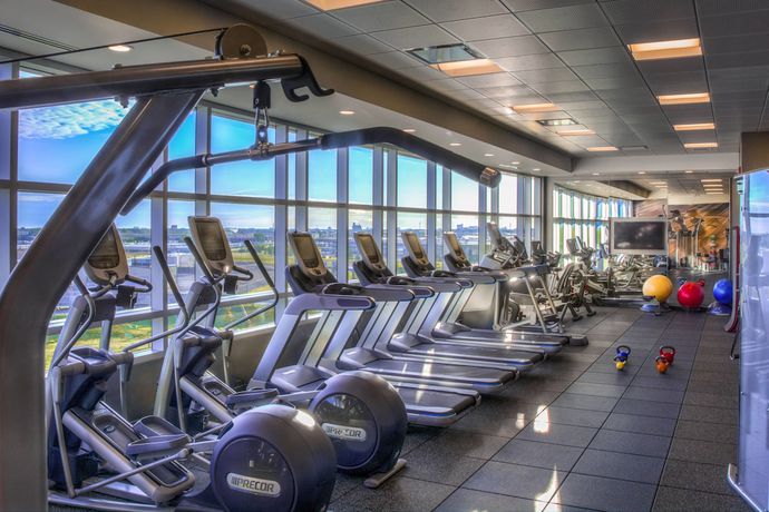 Imagen de los interiores del Hotel Courtyard By Marriott Winnipeg Airport. Foto 12