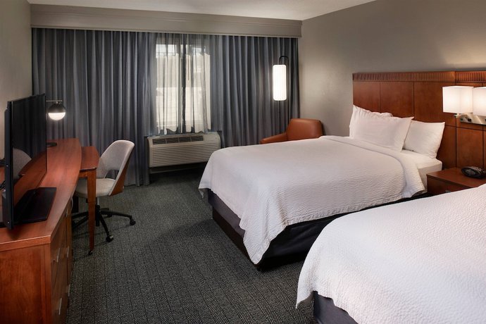 Imagen de la habitación del Hotel Courtyard By Marriott Winston-salem University. Foto 9