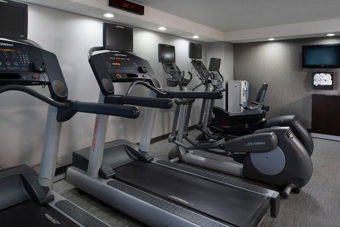 Imagen de los interiores del Hotel Courtyard By Marriott Winston-salem University. Foto 16