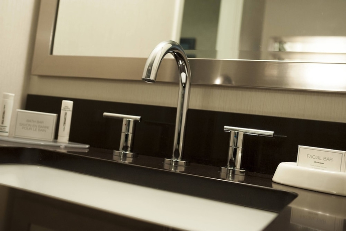 Imagen de la habitación del Hotel Courtyard By Marriott Worcester. Foto 13