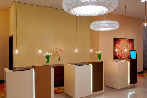 Imagen general del Hotel Courtyard By Marriott World Trade Center Abu Dhabi. Foto 3