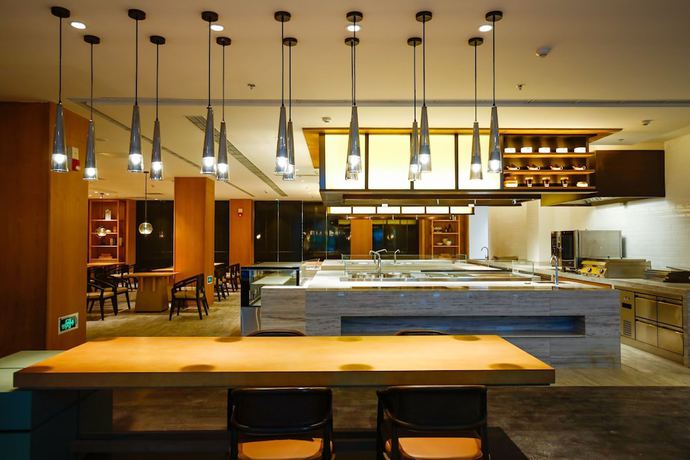 Imagen del bar/restaurante del Hotel Courtyard By Marriott Wuxi Lihu Lake. Foto 2