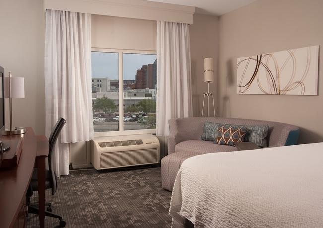 Imagen de la habitación del Hotel Courtyard Charleston Waterfront By Marriott. Foto 4