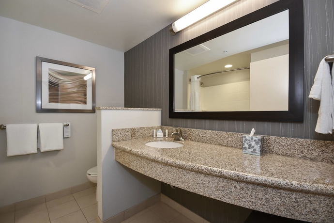 Imagen de la habitación del Hotel Courtyard Charlotte Concord. Foto 14