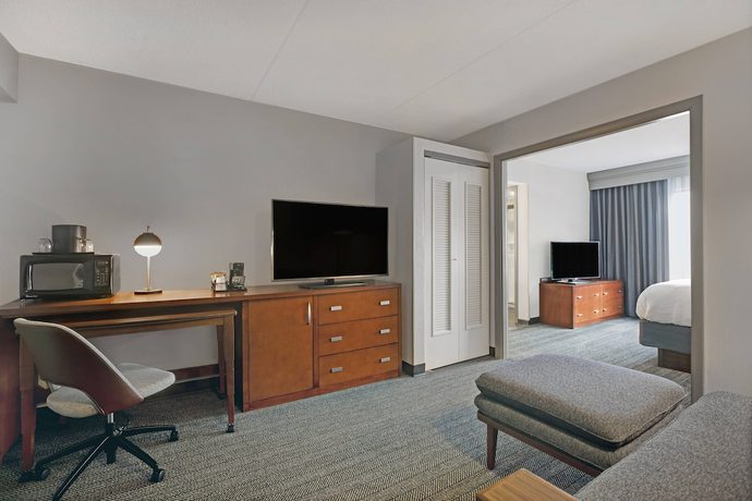 Imagen de la habitación del Hotel Courtyard Chicago Elmhurst/oakbrook Area. Foto 9