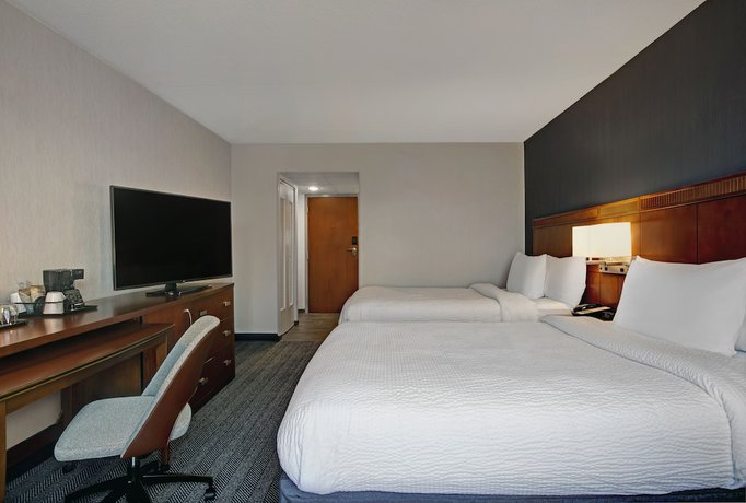 Imagen de la habitación del Hotel Courtyard Chicago Elmhurst/oakbrook Area. Foto 15