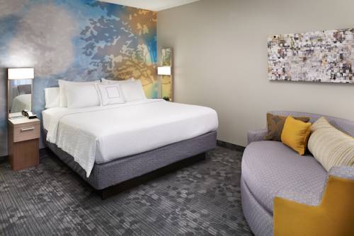 Imagen de la habitación del Hotel Courtyard Cincinnati Covington. Foto 5
