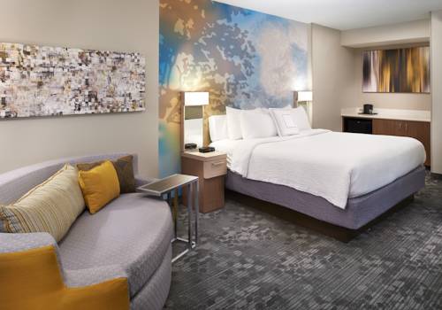 Imagen de la habitación del Hotel Courtyard Cincinnati Covington. Foto 6