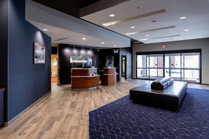 Imagen de los interiores del Hotel Courtyard Cincinnati Midtown/rookwood. Foto 16