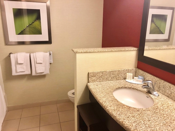 Imagen de la habitación del Hotel Courtyard Cincinnati Midtown/rookwood. Foto 14