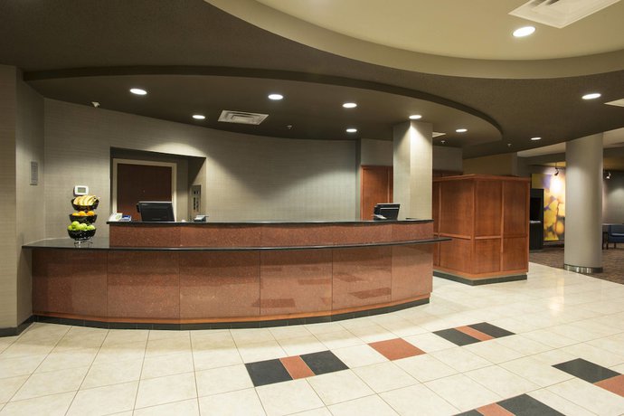 Imagen de los interiores del Hotel Courtyard Cincinnati North At Union Centre. Foto 19