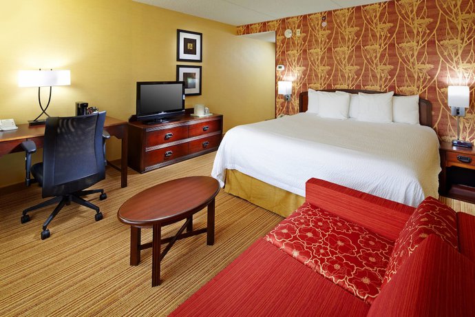 Imagen de la habitación del Hotel Courtyard Columbus Airport. Foto 5