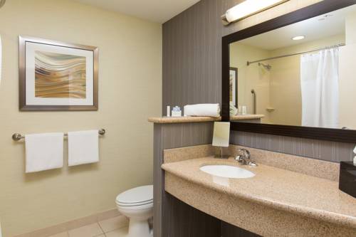 Imagen de la habitación del Hotel Courtyard Des Moines West/jordan Creek. Foto 5