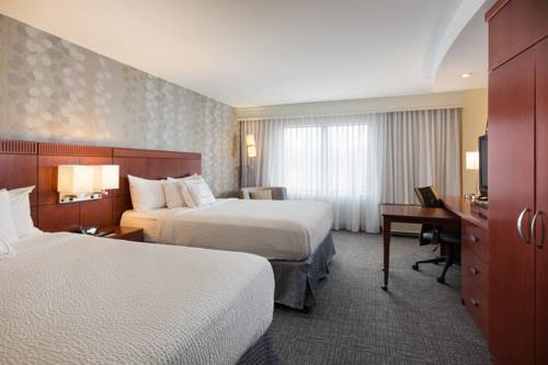 Imagen de la habitación del Hotel Courtyard Des Moines West/jordan Creek. Foto 6