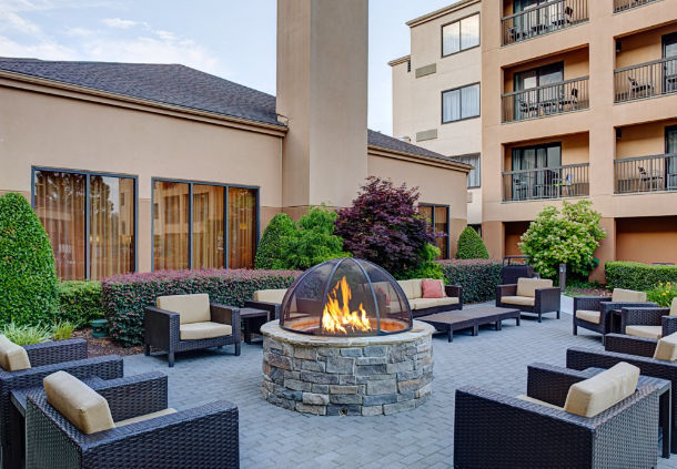 Imagen de los exteriores del Hotel Courtyard Durham Near Duke University/downtown. Foto 13