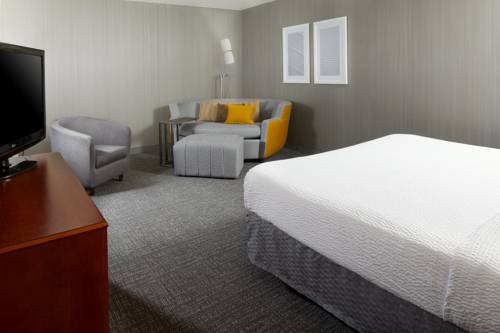 Imagen de la habitación del Hotel Courtyard Edison Woodbridge. Foto 11