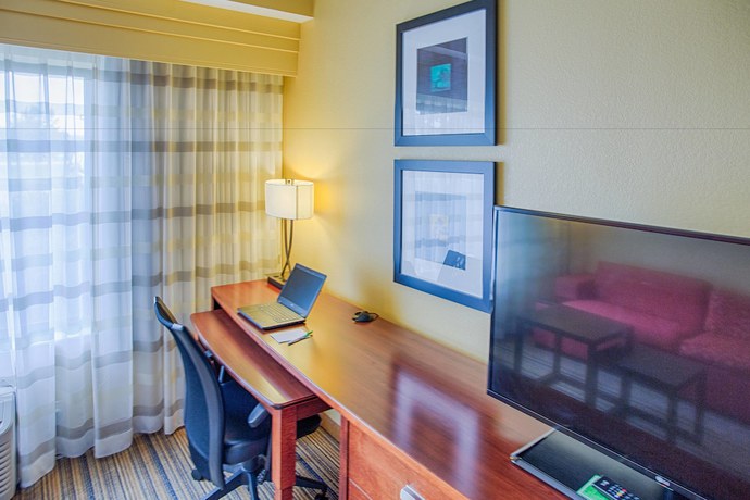 Imagen de la habitación del Hotel Courtyard Fargo Moorhead, MN. Foto 8