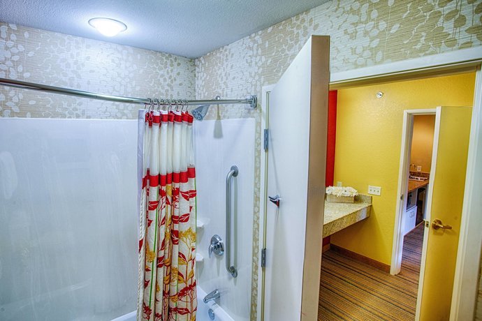 Imagen de la habitación del Hotel Courtyard Fargo Moorhead, MN. Foto 10