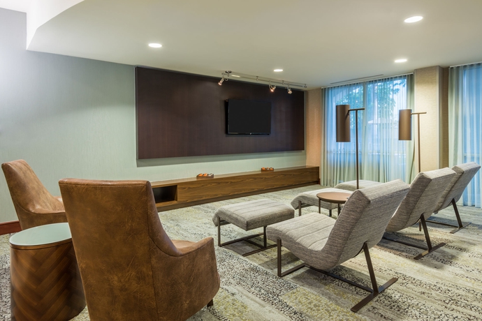 Imagen de los interiores del Hotel Courtyard Fort Myers, Gulf Coast Town Center. Foto 12