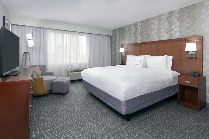 Imagen de la habitación del Hotel Courtyard Fort Wayne Downtown Grand Wayne Convention Center. Foto 5