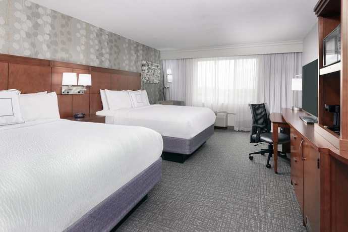 Imagen de la habitación del Hotel Courtyard Fort Wayne Downtown Grand Wayne Convention Center. Foto 9