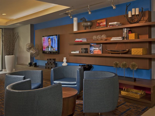Imagen de los interiores del Hotel Courtyard Frederick. Foto 16