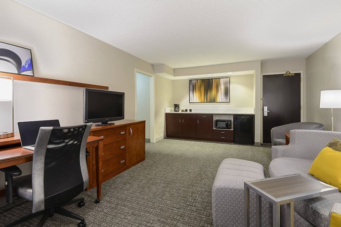 Imagen de la habitación del Hotel Courtyard Gainesville. Foto 7