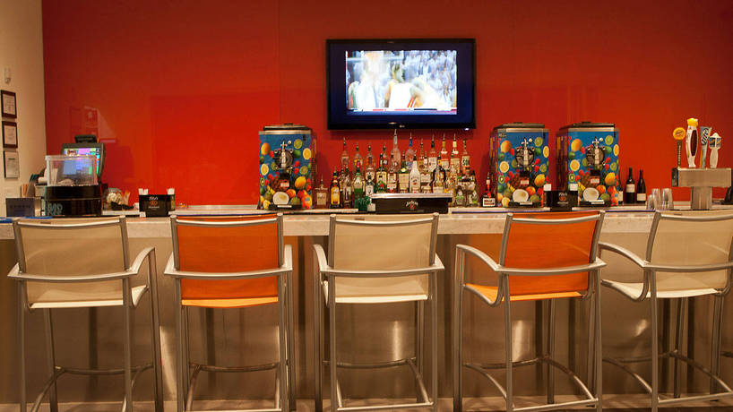 Imagen del bar/restaurante del Hotel Courtyard Galveston Island. Foto 3