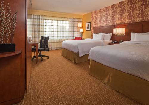 Imagen de la habitación del Hotel Courtyard Glassboro Rowan University. Foto 3