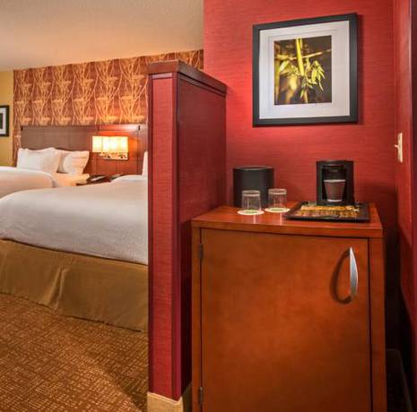 Imagen de la habitación del Hotel Courtyard Glassboro Rowan University. Foto 9