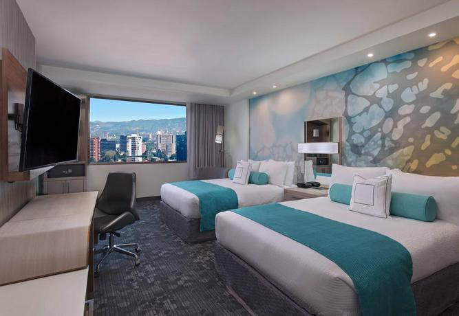 Imagen de la habitación del Hotel Courtyard Guatemala City. Foto 8