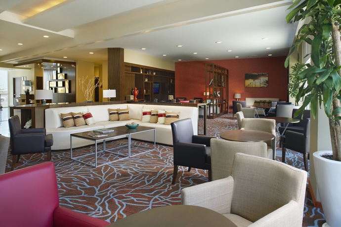 Imagen del bar/restaurante del Hotel Courtyard Hermosillo. Foto 2