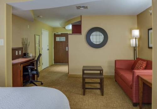 Imagen de la habitación del Hotel Courtyard Indianapolis Noblesville. Foto 8