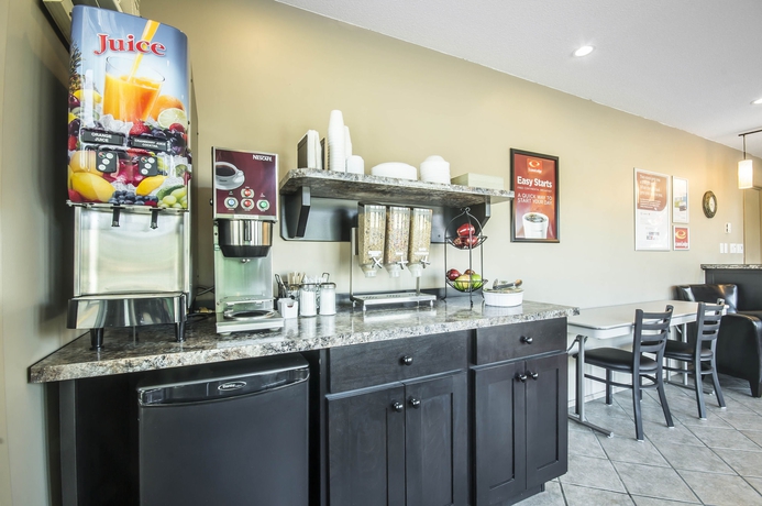 Imagen del bar/restaurante del Hotel Courtyard Inn Vernon. Foto 4