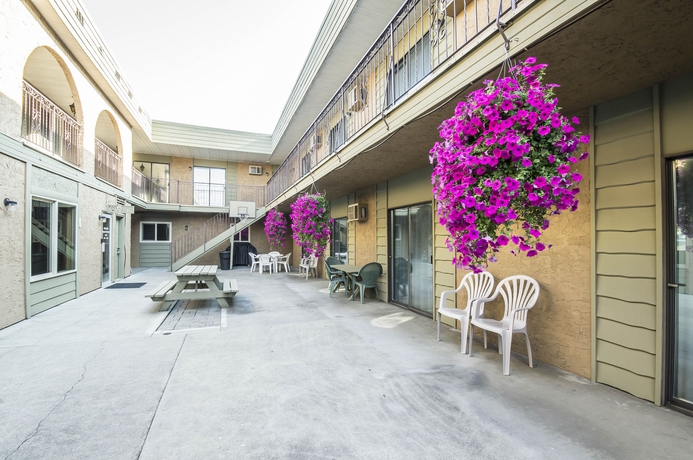 Imagen general del Hotel Courtyard Inn Vernon. Foto 1