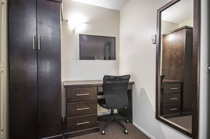 Imagen de la habitación del Hotel Courtyard Inn Vernon. Foto 9