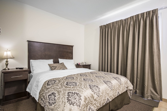 Imagen de la habitación del Hotel Courtyard Inn Vernon. Foto 10